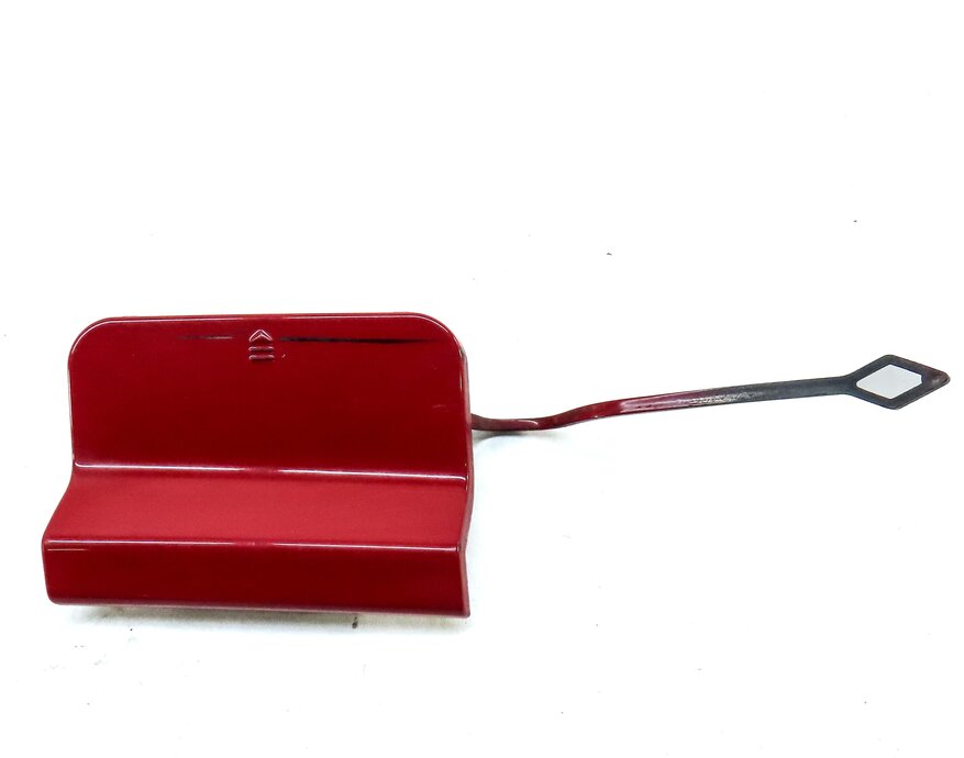 Thumbnail 4: 2012 MERCEDES C-CLASS (W204) REAR TOW HOOK COVER TRIM (FIRE OPAL RED 590U)