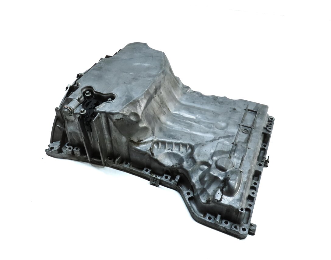 2012-2015 MERCEDES BENZ C250 SLK250 (W204 R172) 1.8L M271 TURBO ENGINE OIL PAN