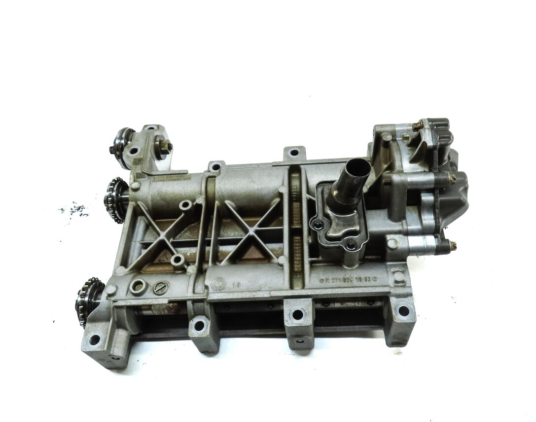 Thumbnail 2: 2012 MERCEDES C-CLASS (W204) 1.8L TURBO M271 ENGINE OIL PUMP w/ BALANCE SHAFT