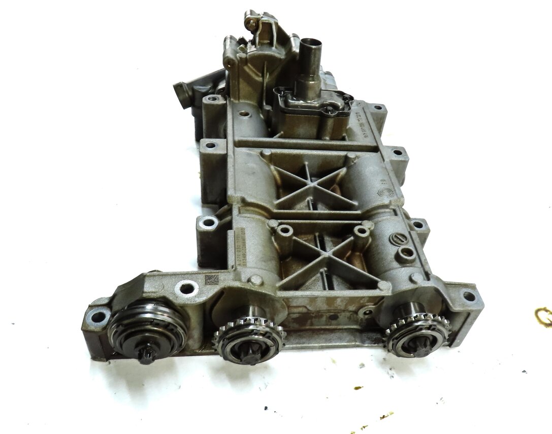 Thumbnail 7: 2012 MERCEDES C-CLASS (W204) 1.8L TURBO M271 ENGINE OIL PUMP w/ BALANCE SHAFT