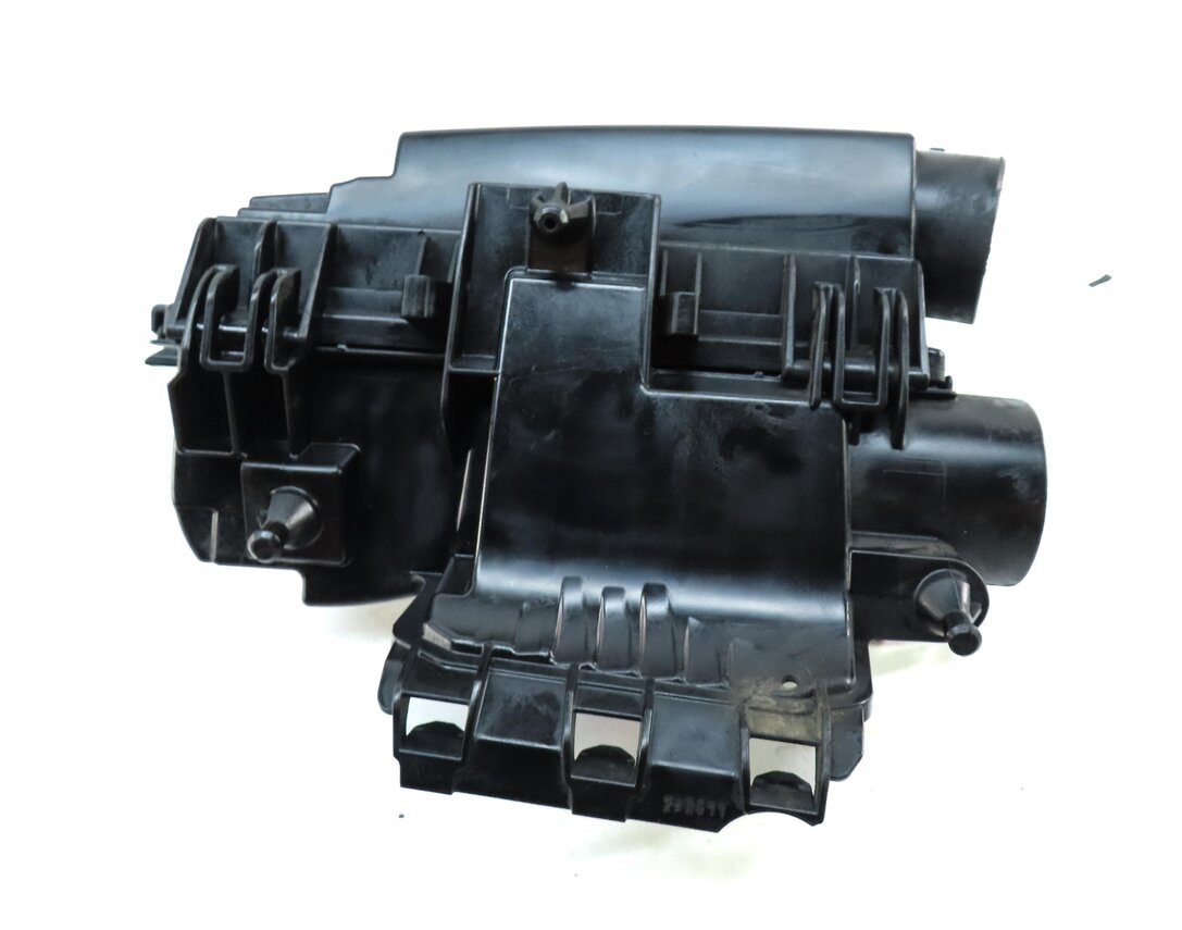Thumbnail 6: 2012-2015 MERCEDES C250 SLK250 (W172 W204) AIR INTAKE FILTER BOX HOUSING CLEANER