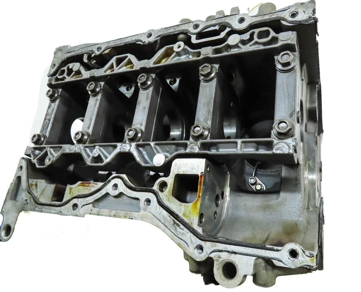 Thumbnail 8: 12-17 LAND ROVER LR2 DISCOVERY SPT EVOQUE (L538 L550) 2.0L TURBO CYLINDER BLOCK