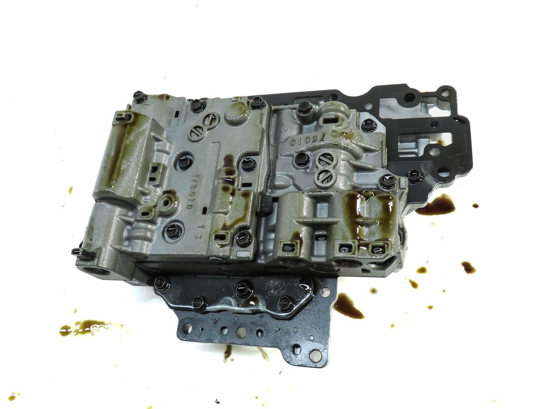 Thumbnail 5: 2012-2015 LAND ROVER LR2 RANGE ROVER EVOQUE (L538) AUTO TRANSMISSION VALVE BODY
