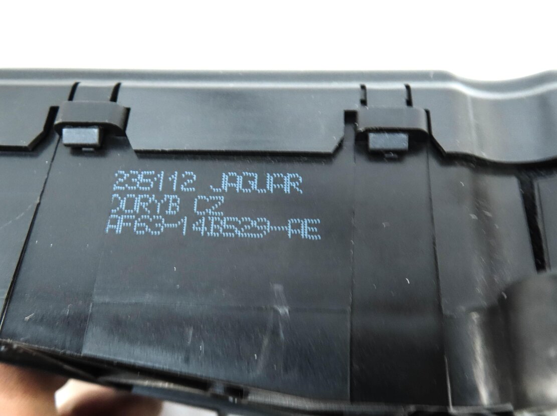 Thumbnail 6: 2013 LAND RANGE ROVER EVOQUE (L538) REAR TRUNK LOCK LATCH w/ ACTUATOR MOTOR