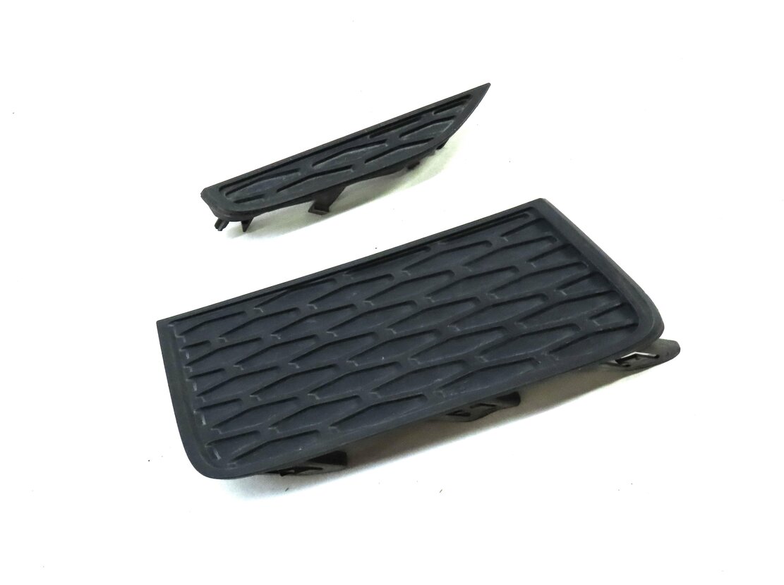 Thumbnail 4: 2013 LAND RANGE ROVER EVOQUE L538 FRONT RIGHT PASSENGER BUMPER FOGLIGHT TRIM SET