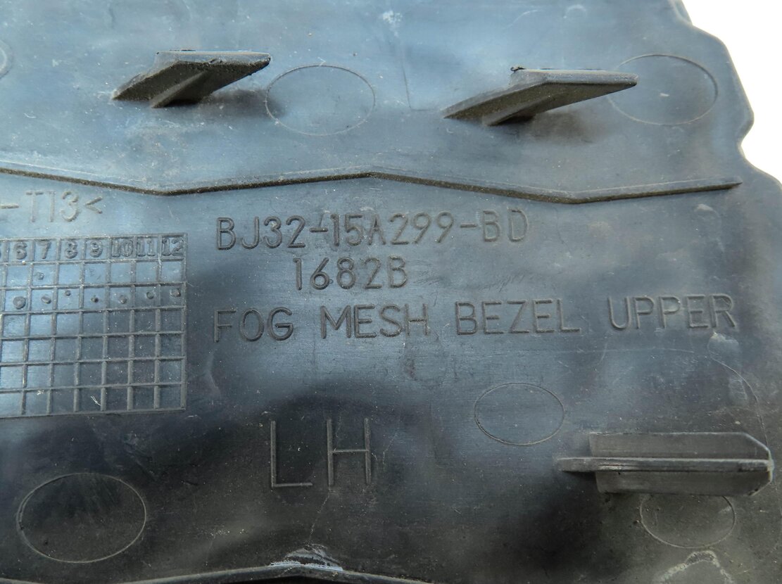 Thumbnail 6: 2013 LAND RANGE ROVER EVOQUE (L538) FRONT LEFT DRIVER BUMPER FOGLIGHT TRIM SET 2