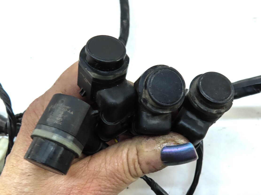 Thumbnail 6: 2013 RANGE ROVER EVOQUE (L538) FRONT PARK ASSIST PDC SENSOR SET6 BLACK & HARNESS
