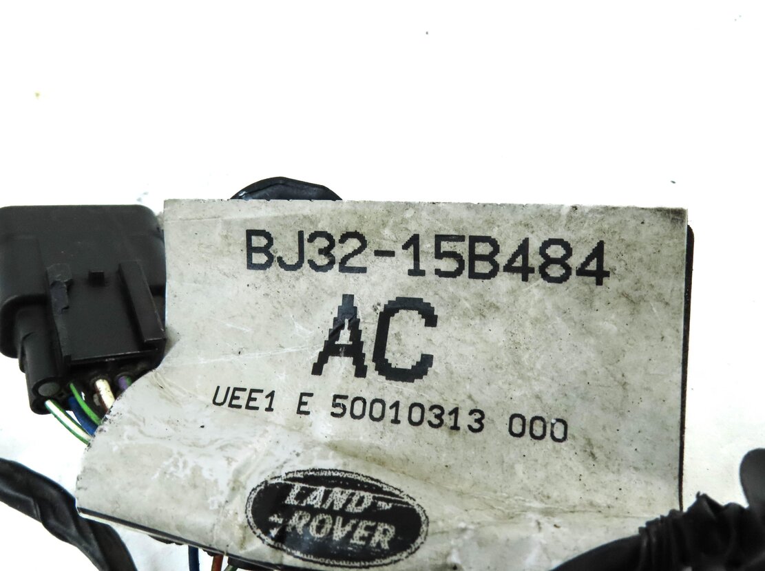 Thumbnail 5: 13 RANGE ROVER EVOQUE L538 REAR PARK ASSIST PDC SENSOR SET4 BLACK & WIRE HARNESS