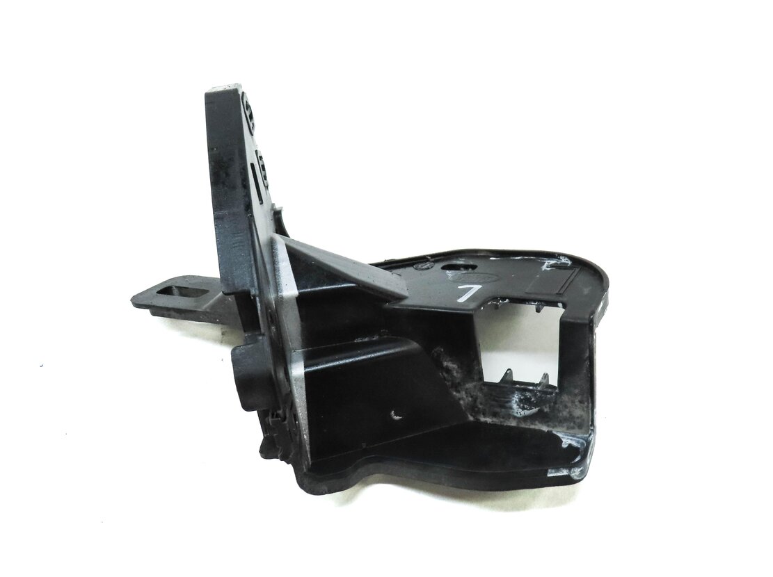 Thumbnail 5: 2013 LAND RANGE ROVER EVOQUE (L538) FRONT LEFT DRIVER FENDER MOUNT BRACKET