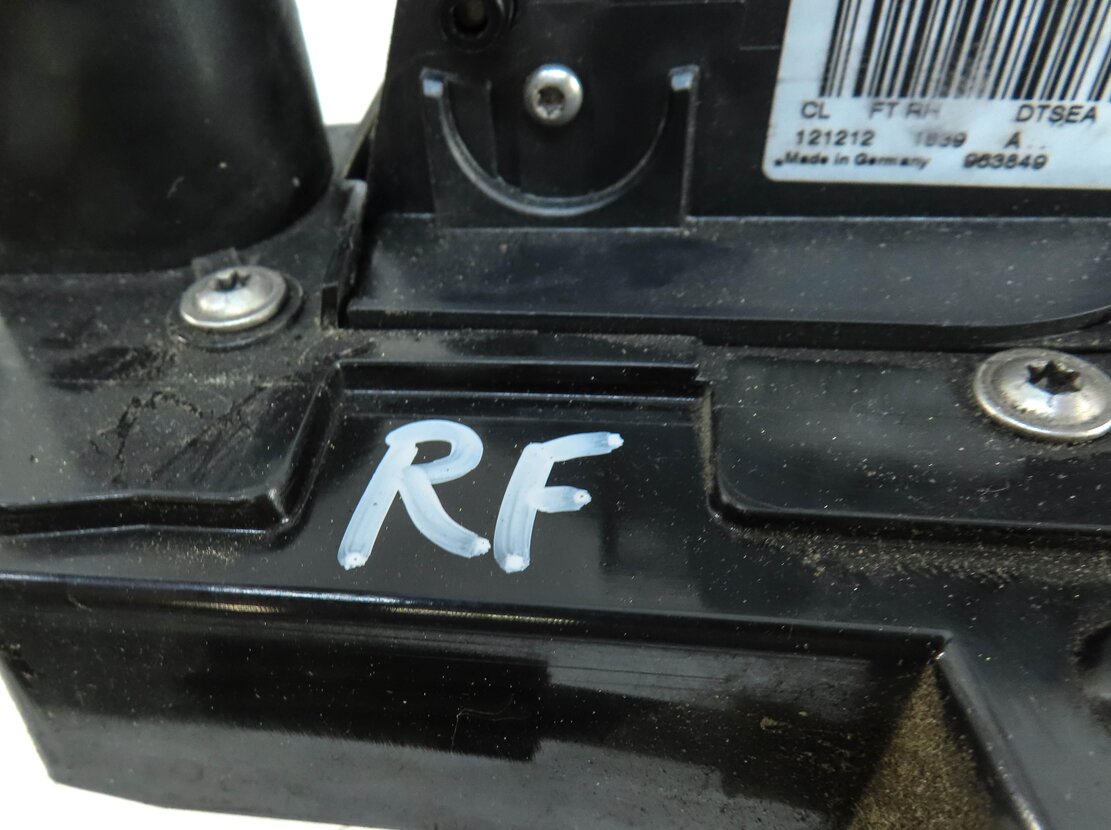 Thumbnail 6: 10-16 LR4 - RANGE ROVER SPORT EVOQUE (L320 L538) RIGHT FRONT PASSIVE DOOR LATCH