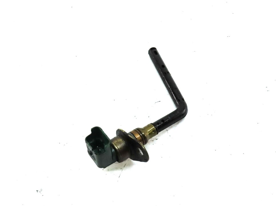 Thumbnail 2: 2013 LAND RANGE ROVER EVOQUE (L538) 2.0L TURBO ENGINE OIL LEVEL SENSOR