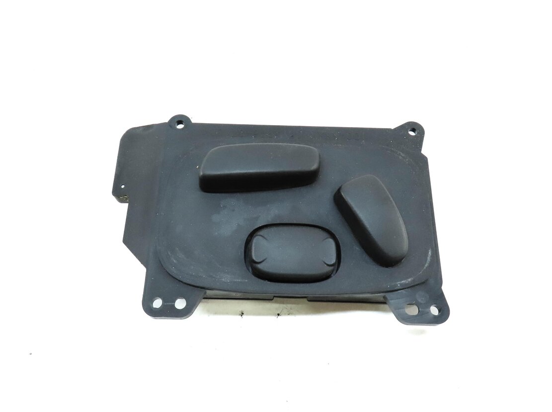 Thumbnail 4: 2013 LAND RANGE ROVER EVOQUE (L538) FRONT RIGHT PASSENGER SEAT ADJUST SWITCH