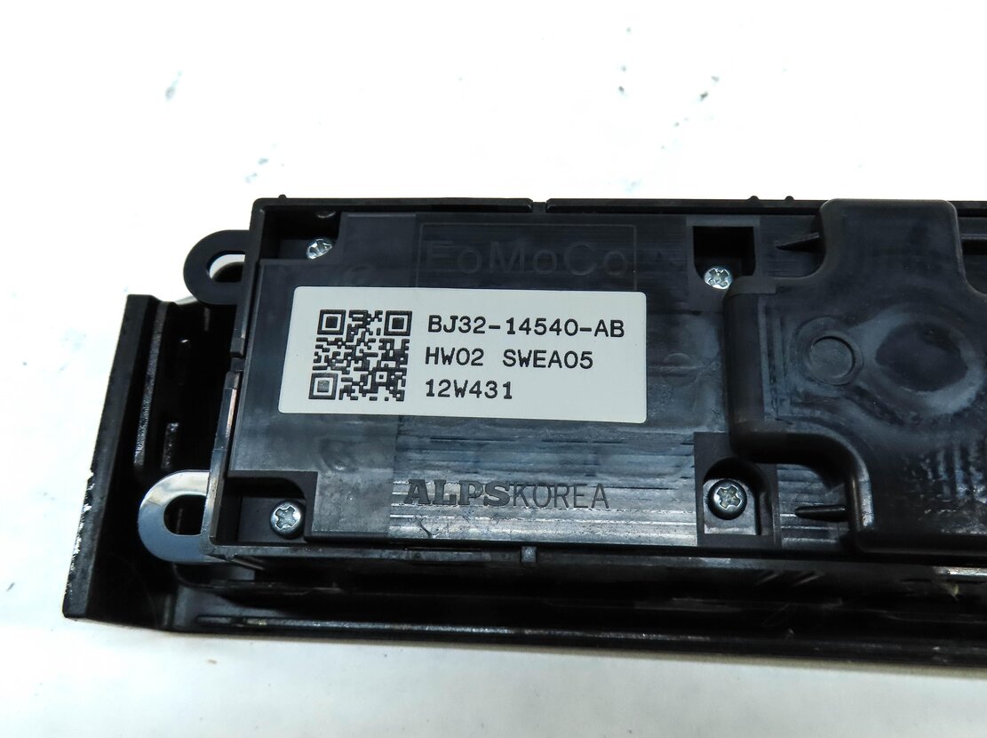 Thumbnail 7: 2012-2019 RANGE ROVER EVOQUE (L538) LEFT FRONT DRIVER P-FOLD WINDOW SWITCH