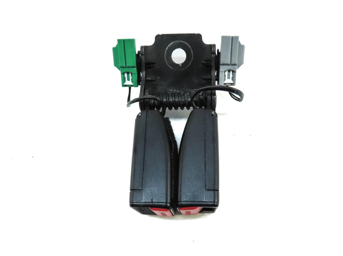 Thumbnail 6: 2013 LAND RANGE ROVER EVOQUE (L538) REAR CENTER DUAL SEATBELT BUCKLE RECEIVER