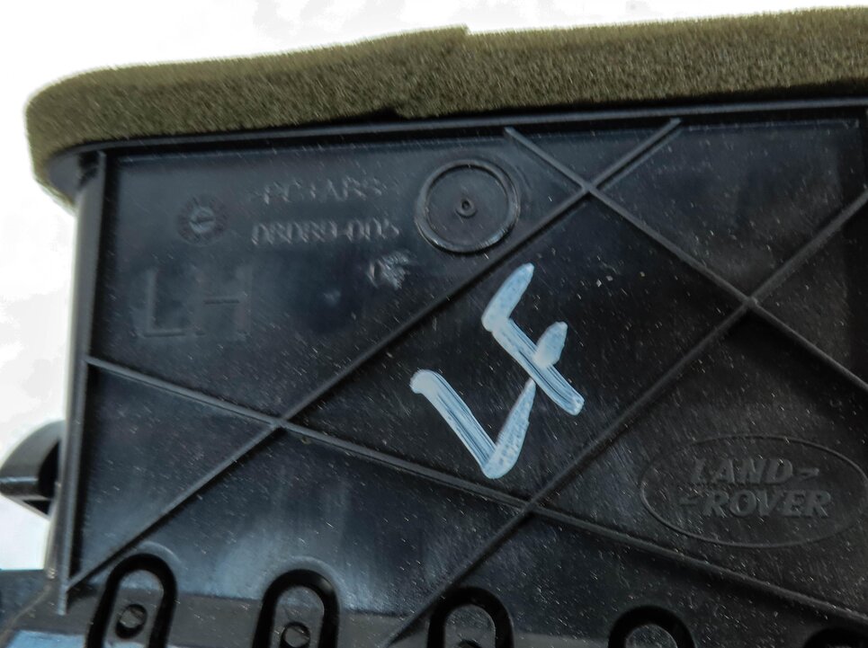 Thumbnail 6: 2013 LAND RANGE ROVER EVOQUE (L538) FRONT LEFT OUTER DASH A/C HEATER AIR VENT