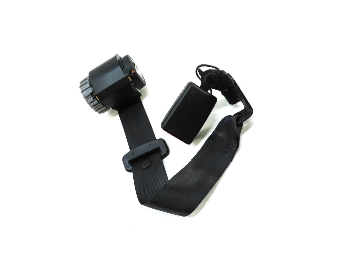 Thumbnail 3: 2013 LAND RANGE ROVER EVOQUE L538 REAR CENTER SEATBELT RETRACTOR & BUCKLE BLACK