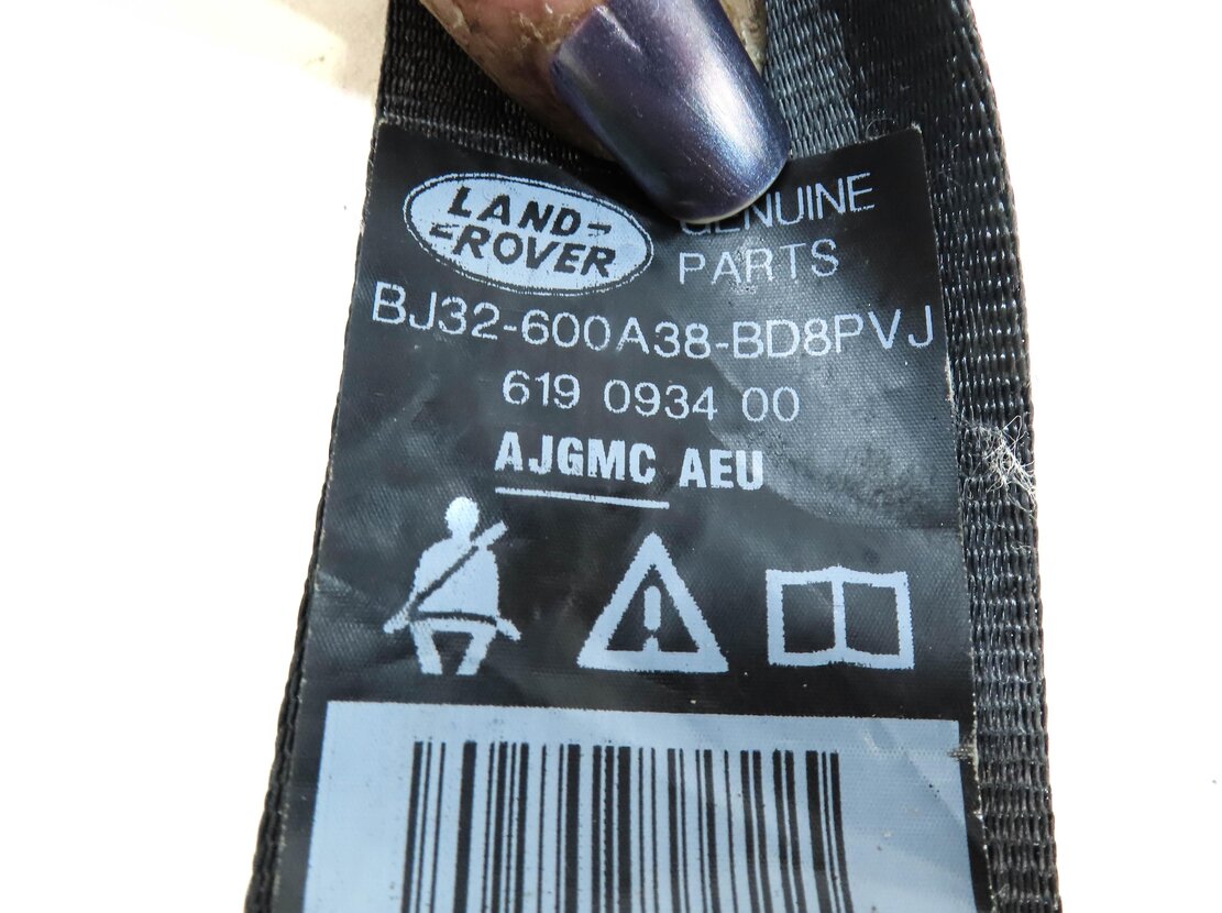 Thumbnail 6: 2013 LAND RANGE ROVER EVOQUE L538 REAR CENTER SEATBELT RETRACTOR & BUCKLE BLACK