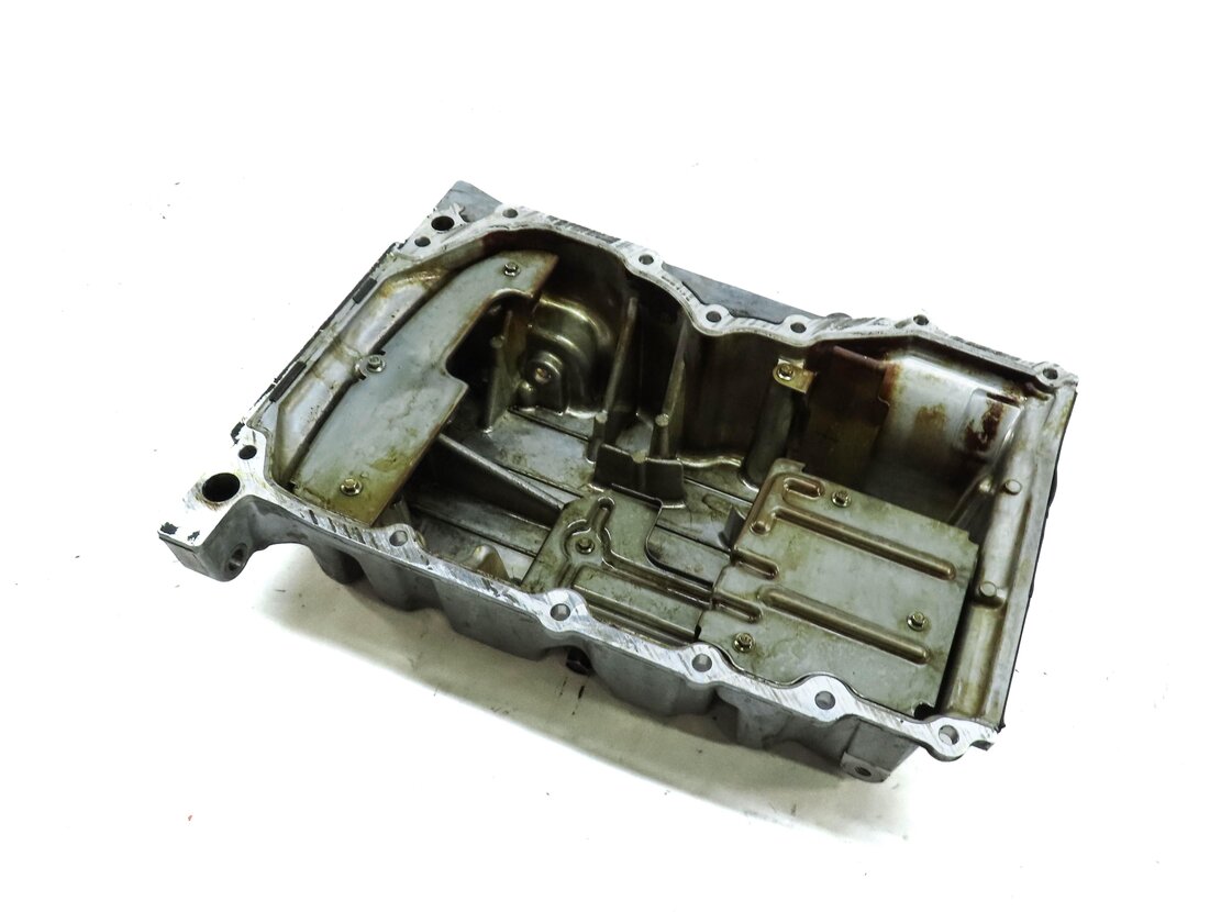 Thumbnail 1: 2012-2017 DISCOVERY SPORT LR2 RANGE ROVER EVOQUE (L538 L550) 2.0L ENGINE OIL PAN