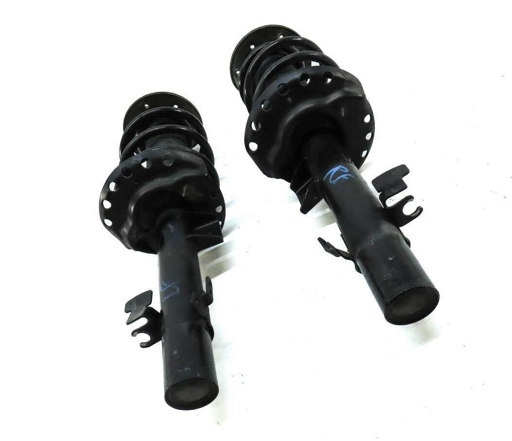 Thumbnail 3: 12-19 RANGE ROVER EVOQUE L538 FRONT LEFT & RIGHT STANDARD SUSPENSION SHOCK STRUT
