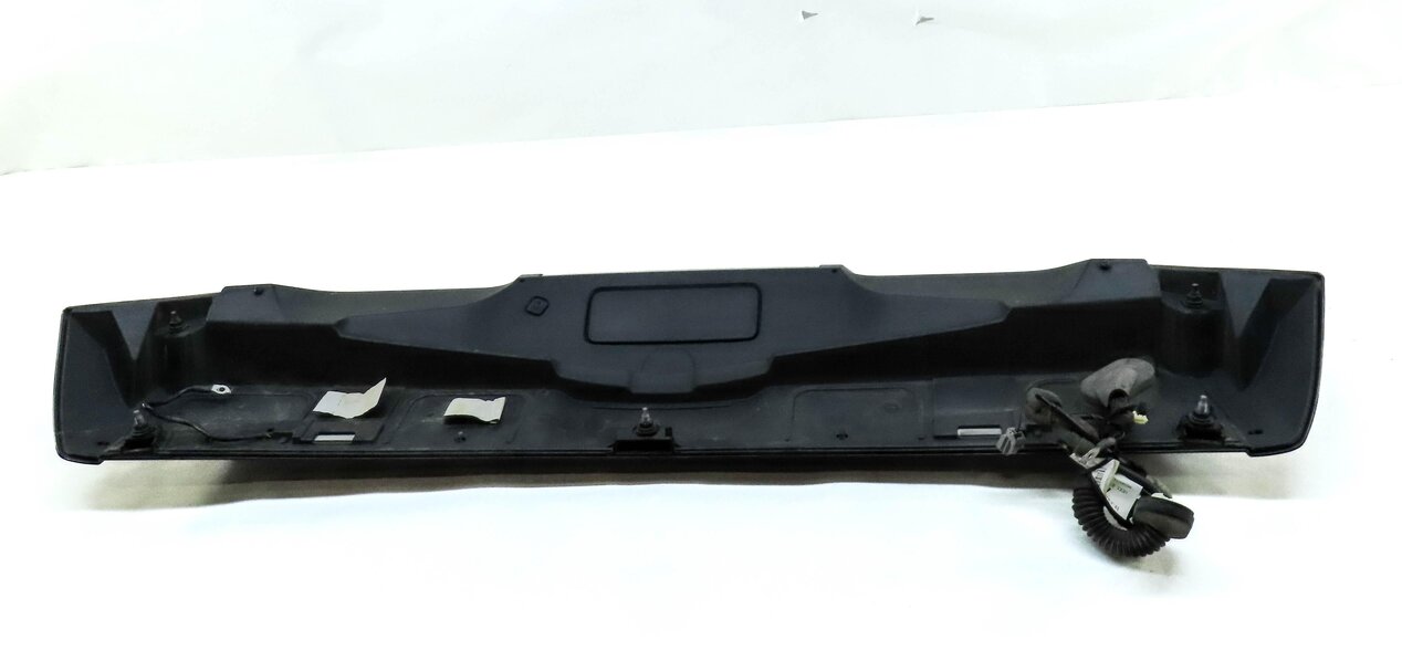Thumbnail 7: 2012-2015 RANGE ROVER EVOQUE (L538) REAR SPOILER WING w/ 3rd BRAKE LIGHT (BLACK)