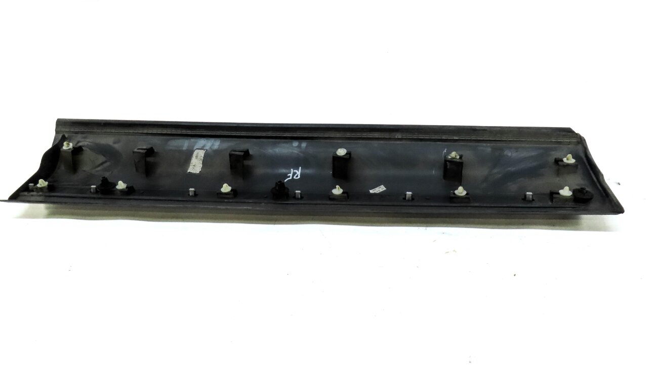 Thumbnail 5: 2013 LAND RANGE ROVER EVOQUE (L538) FRONT RIGHT LOWER DOOR MOULDING TRIM (BLACK)