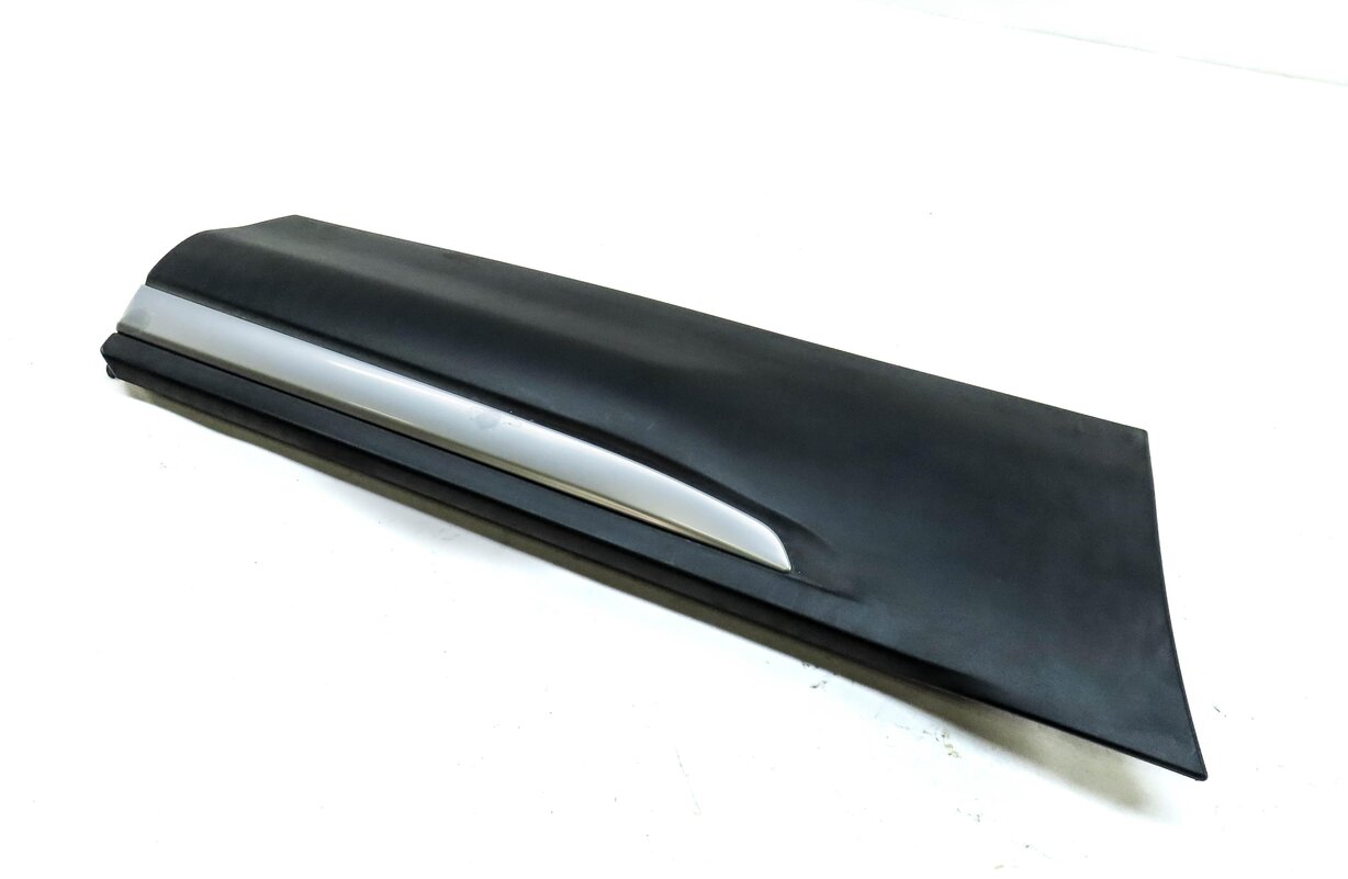 2013 LAND RANGE ROVER EVOQUE (L538) REAR RIGHT LOWER DOOR TRIM MOULDING (BLACK)