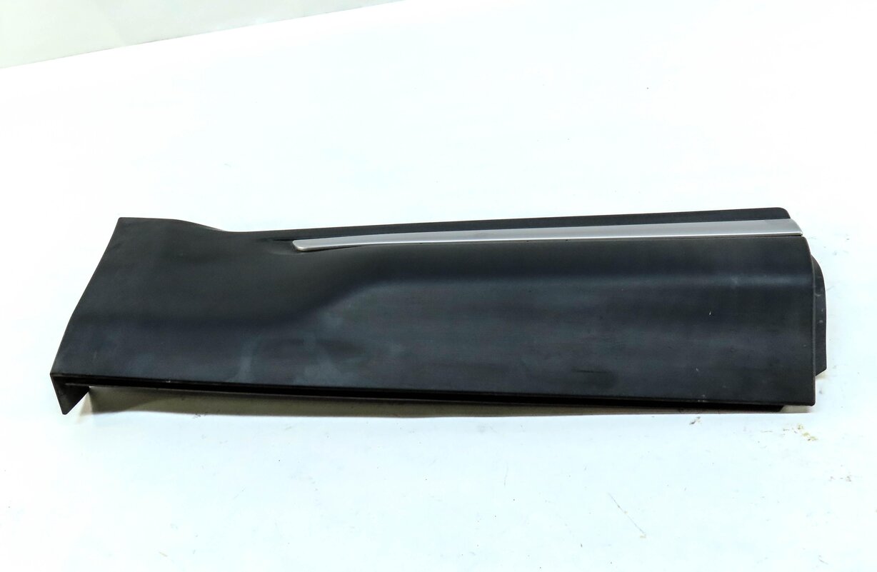 Thumbnail 4: 2013 LAND RANGE ROVER EVOQUE (L538) REAR RIGHT LOWER DOOR TRIM MOULDING (BLACK)