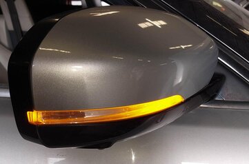 Thumbnail 2: 12-13 RANGE ROVER EVOQUE RIGHT DOOR MIRROR P-FOLD HEATED MEMORY CAMERA (SILVER)