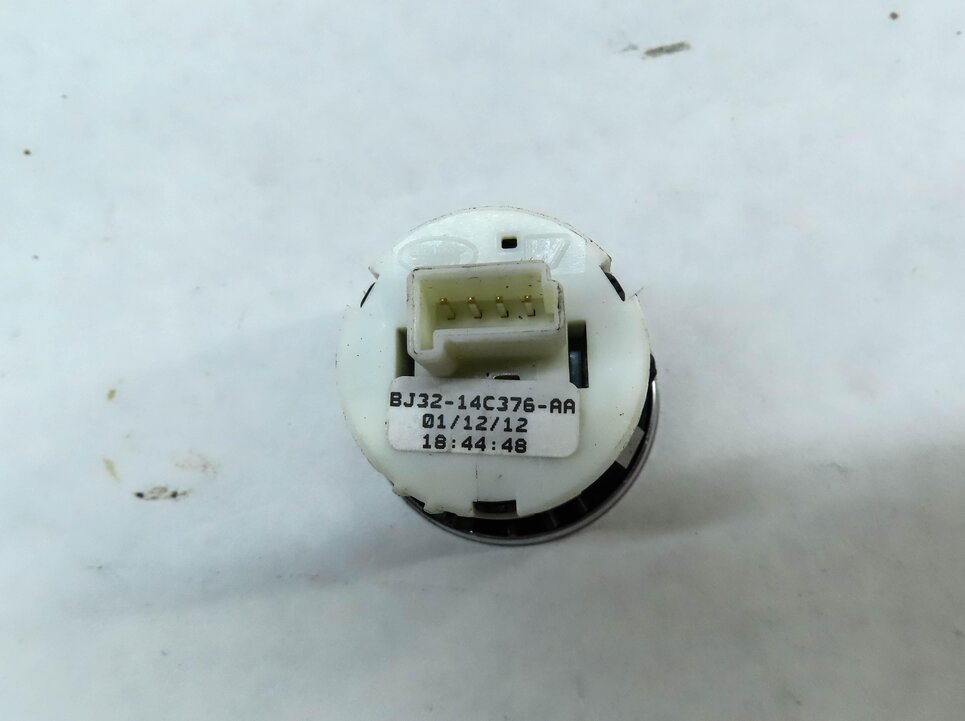 Thumbnail 5: 12-19 RANGE ROVER EVOQUE (L538) IGNITION SWITCH ENGINE START STOP SWITCH BUTTON