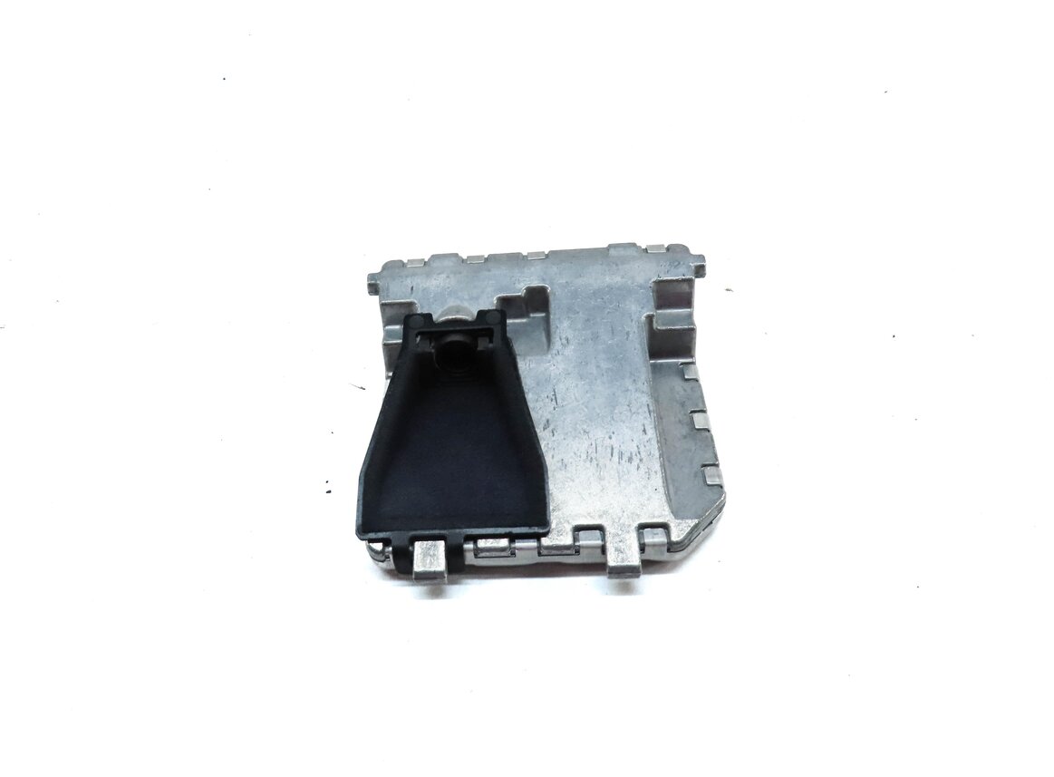 Thumbnail 2: 2013-2014 MERCEDES GL ML (W166 X166) FRONT WINDSHIELD LANE KEEP ADAS CAMERA