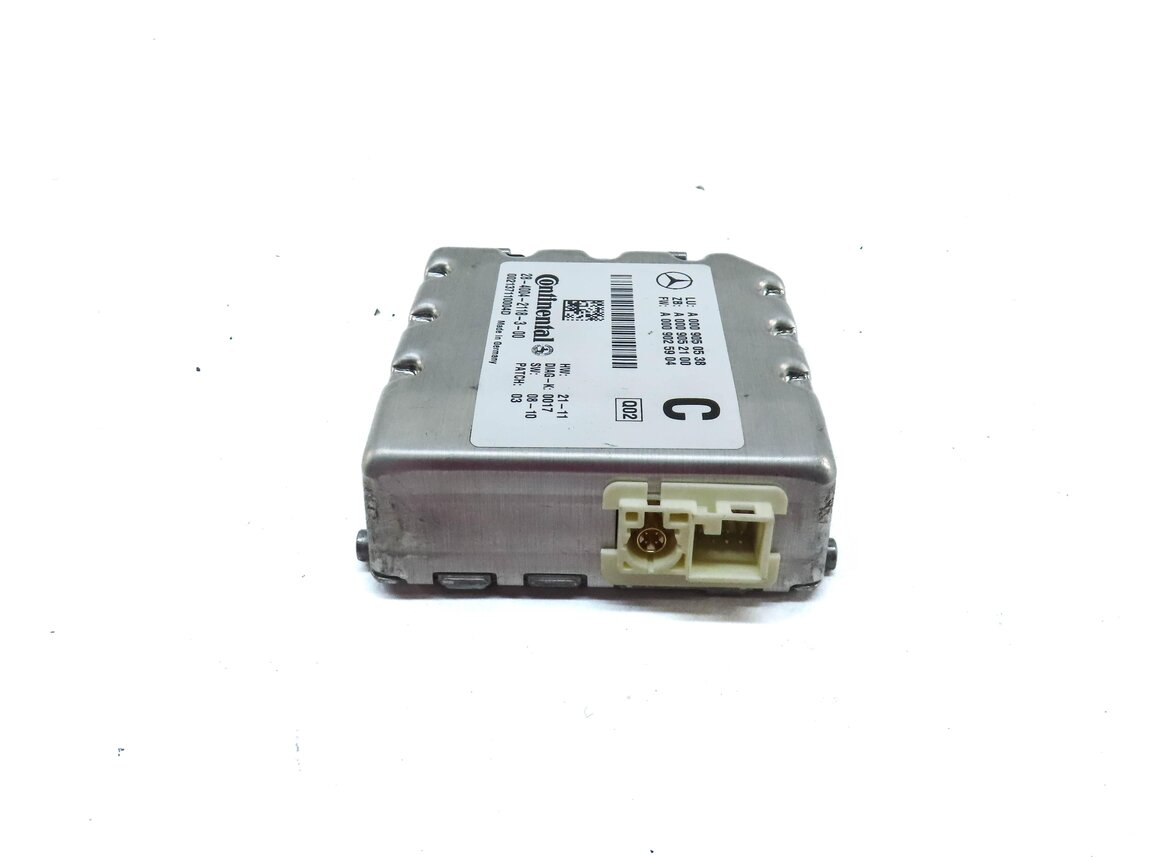 Thumbnail 5: 2013-2014 MERCEDES GL ML (W166 X166) FRONT WINDSHIELD LANE KEEP ADAS CAMERA