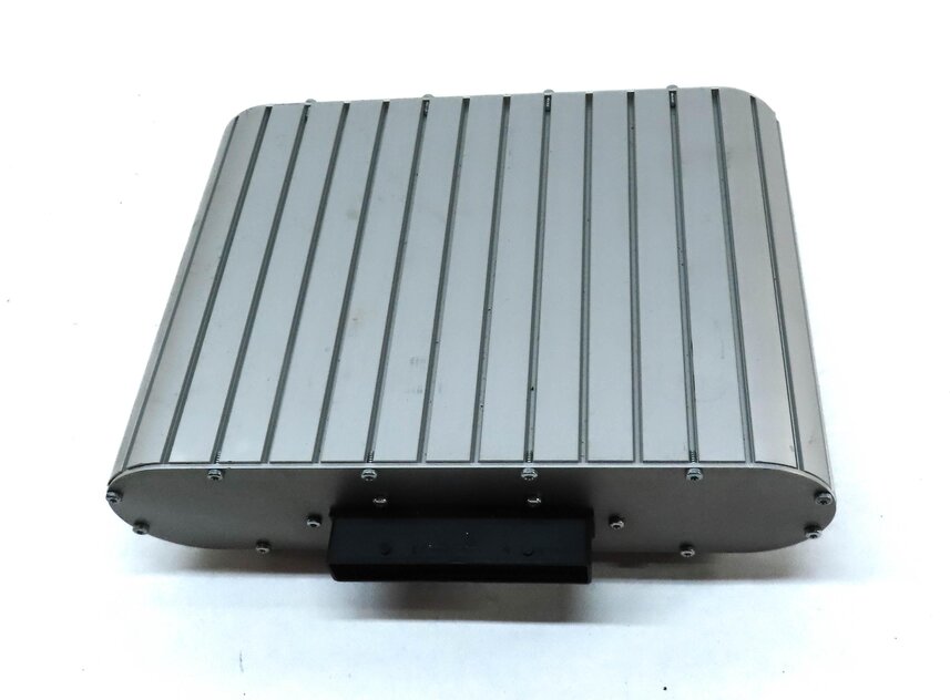 Thumbnail 2: 14-19 E GL ML SL CLS SLS (W212 W166 X166 W218) BANG & OLUFSEN AMG ICE AMPLIFIER