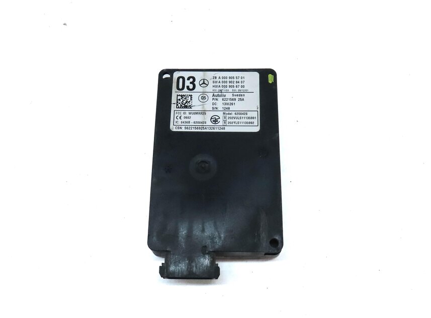 Thumbnail 2: 2014 MERCEDES GL350 GL450 GL550 GL63 CLS550 (C218 X166) BLIND SPOT RADAR MODULE