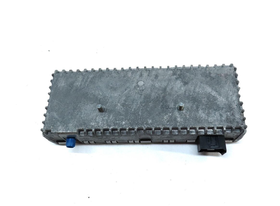 Thumbnail 5: 13-16 MERCEDES C117 C218 R172 W212 W463 X166 X204 SIRIUS SATELLITE RADIO MODULE