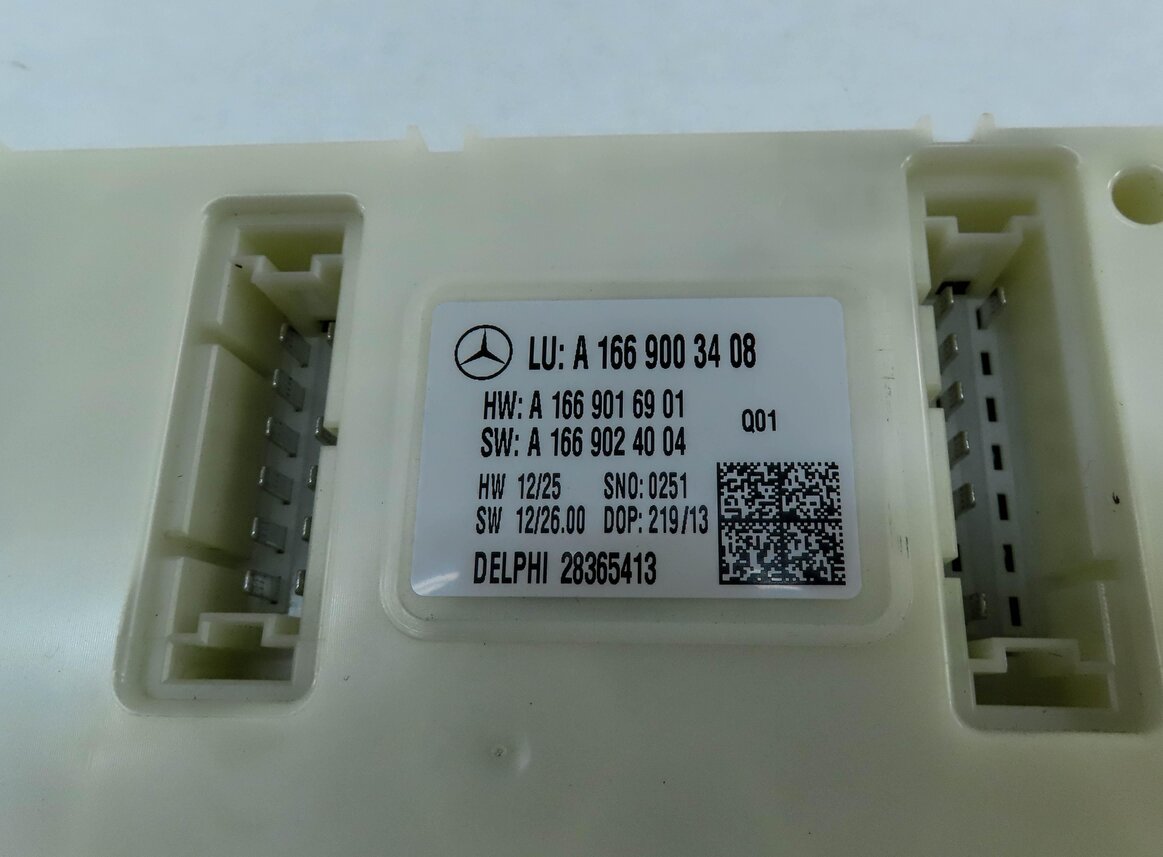 Thumbnail 4: 2014 MERCEDES GL550 X166 REAR SIGNAL ACQUISITION MODULE SAM 1669016901