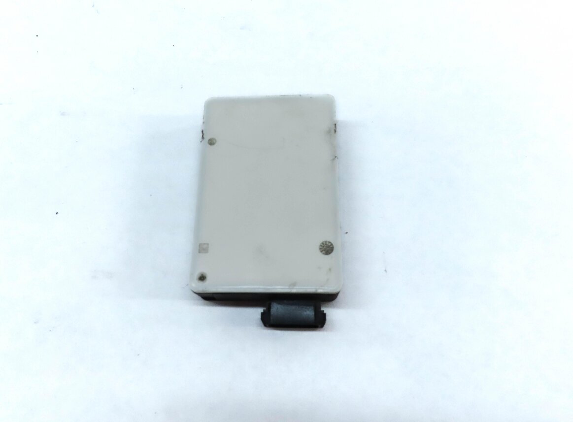 Thumbnail 5: 2014 MERCEDES GL350 GL450 GL550 GL63 CLS550 (C218 X166) BLIND SPOT RADAR MODULE