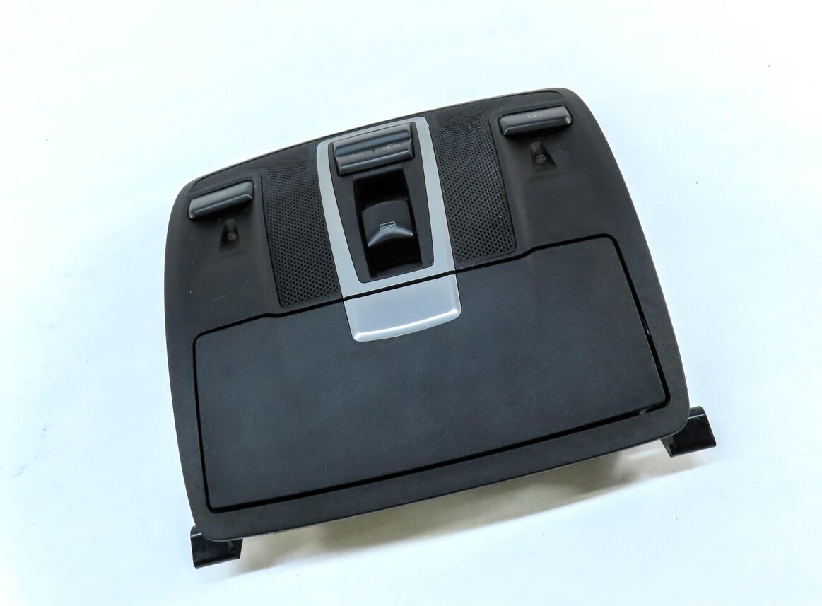 Thumbnail 3: 2014 MERCEDES GL550 (X166) FRONT CENTER DOME LIGHT MAP READING LAMP (BLACK)