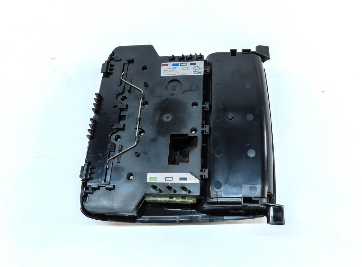 Thumbnail 6: 2014 MERCEDES GL550 (X166) FRONT CENTER DOME LIGHT MAP READING LAMP (BLACK)