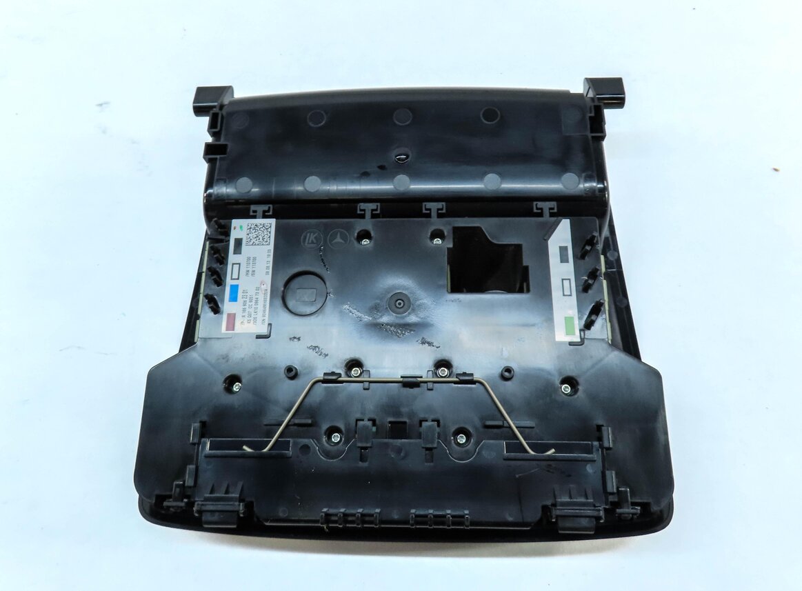 Thumbnail 7: 2014 MERCEDES GL550 (X166) FRONT CENTER DOME LIGHT MAP READING LAMP (BLACK)