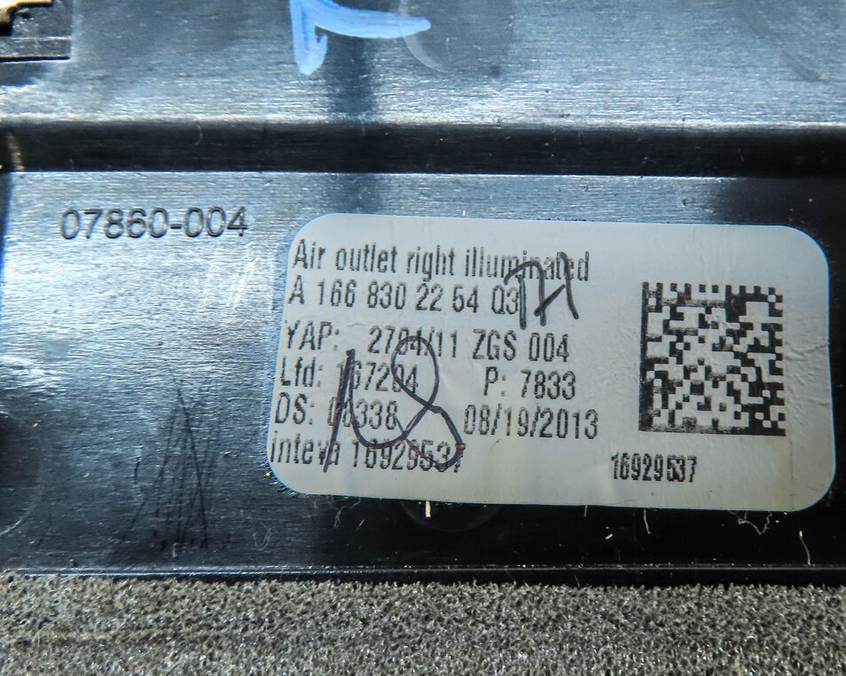 Thumbnail 6: 2014 MERCEDES GL550 (X166) FRONT RIGHT PASSENGER DASH HVAC A/C HEATER AIR VENT