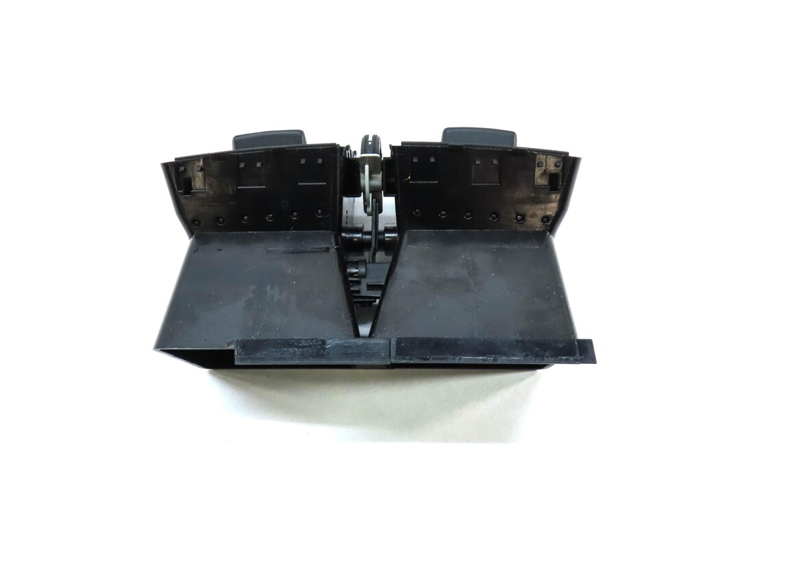 Thumbnail 4: 2014 MERCEDES GL550 (X166) REAR CENTER CONSOLE HVAC A/C HEATER AIR VENT (BLACK)