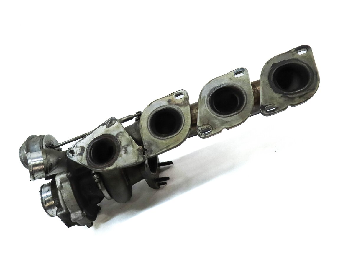 Thumbnail 3: 2011-2020 CL550 E550 GL450 GL550 ML550 S550 SL550 CLS550 4.6L RIGHT TURBOCHARGER