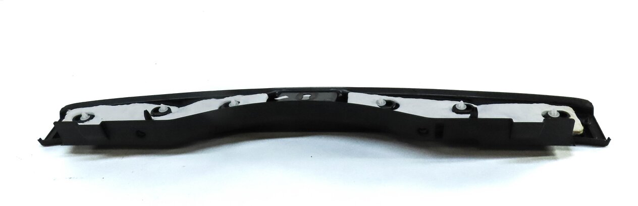 Thumbnail 7: 2014 MERCEDES GL550 X166 REAR HATCH TRUNK SCUFF PLATE SILL TRIM PANEL 1666900341