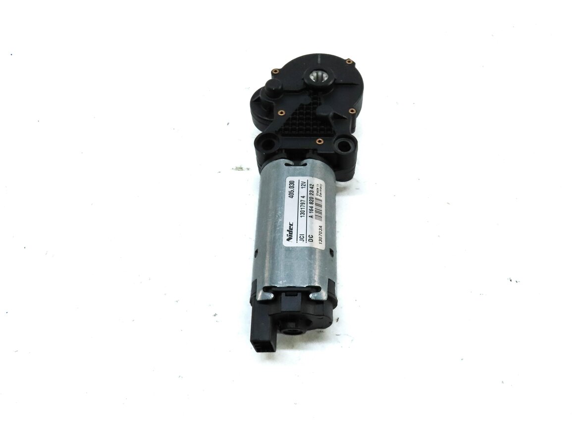 Thumbnail 2: 2014 MERCEDES GL550 (X166) REAR LEFT 3RD ROW FOLD DOWN UP SEAT MOTOR 1648202342