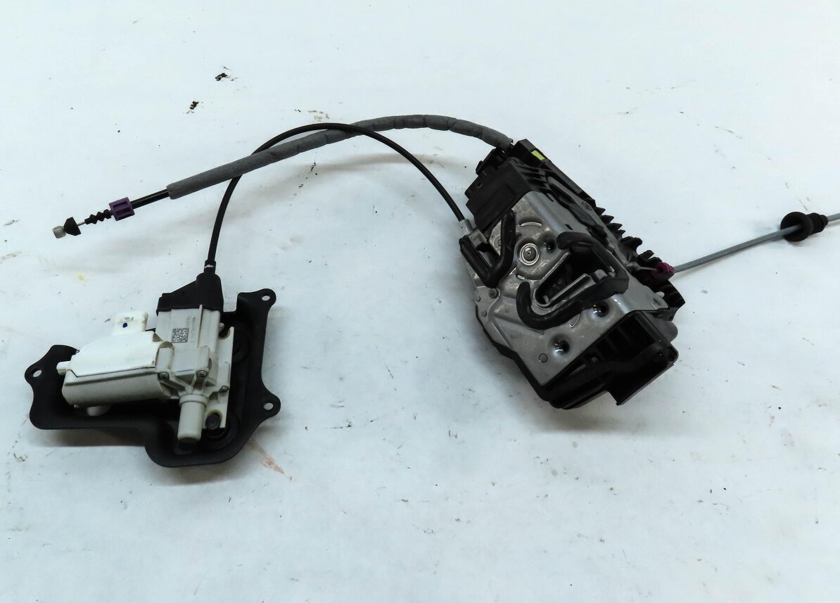 Thumbnail 4: 13-15 MERCEDES GL CLASS X166 REAR RIGHT LOCK LATCH ACTUATOR w/ SOFT CLOSE MOTOR