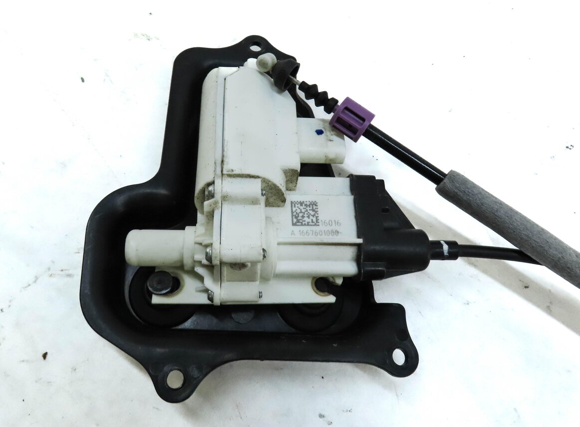 Thumbnail 6: 13-15 MERCEDES GL CLASS X166 REAR RIGHT LOCK LATCH ACTUATOR w/ SOFT CLOSE MOTOR
