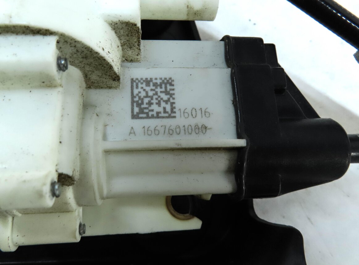 Thumbnail 7: 13-15 MERCEDES GL CLASS X166 REAR RIGHT LOCK LATCH ACTUATOR w/ SOFT CLOSE MOTOR