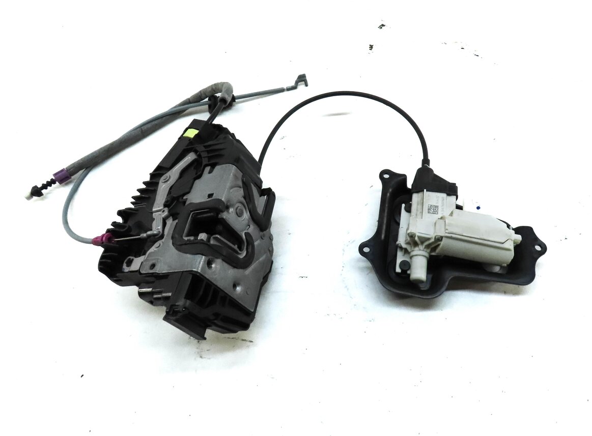 Thumbnail 4: 13-15 MERCEDES GL CLASS (X166) REAR LEFT LOCK LATCH ACTUATOR w/ SOFT CLOSE MOTOR