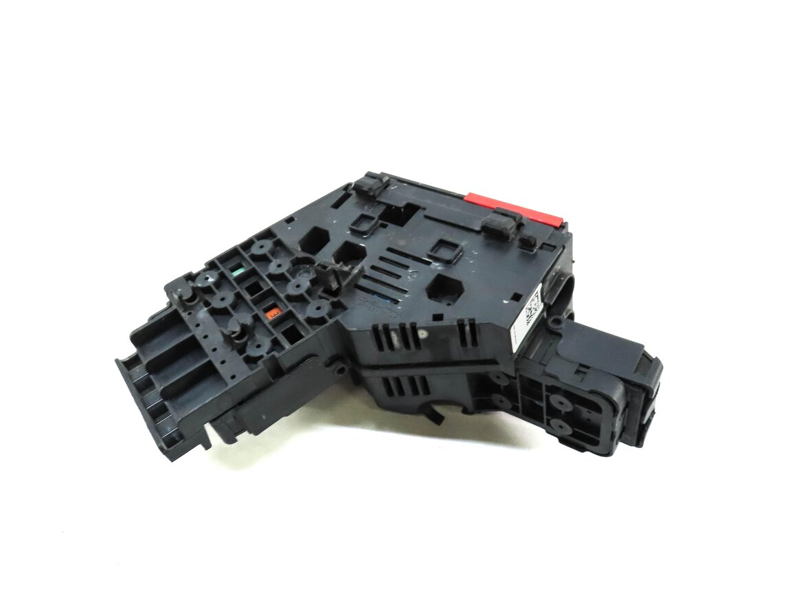 Thumbnail 6: 2014 MERCEDES GL550 (X166) POSITIVE TERMINAL JUNCTION BOX JUMPER POST 1665402450