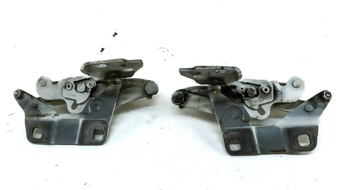 Thumbnail 4: 2012-2019 MERCEDES GL ML CLASS (W166 X166) FRONT HOOD HINGE SET (DIAMOND WHITE)